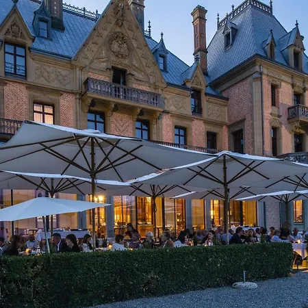 Schloss Schadau - Swiss Historic ホテル 3*