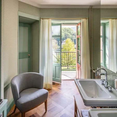 Schloss Schadau - Swiss Historic 3* ثون