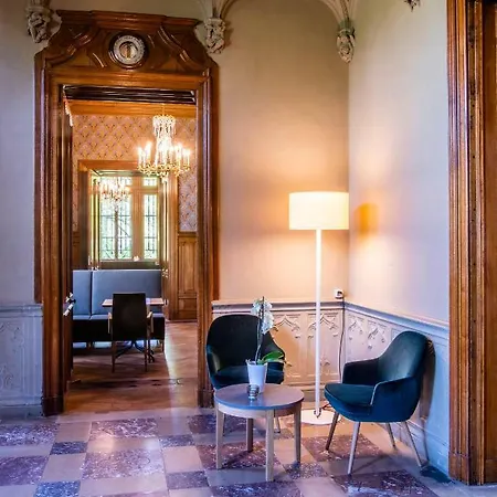 ホテル Schloss Schadau - Swiss Historic 3*