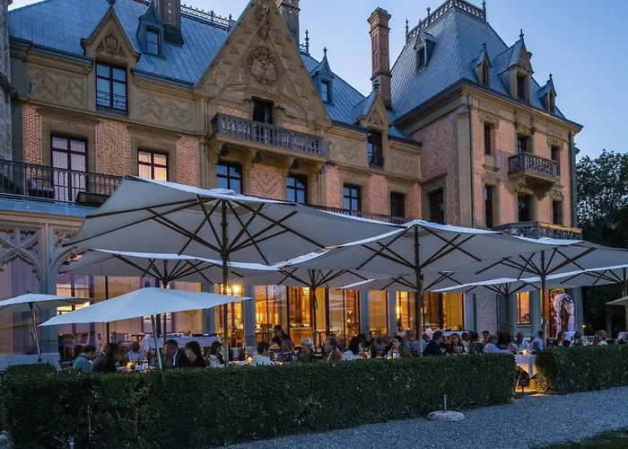Schloss Schadau - Swiss Historic Hotel 3*