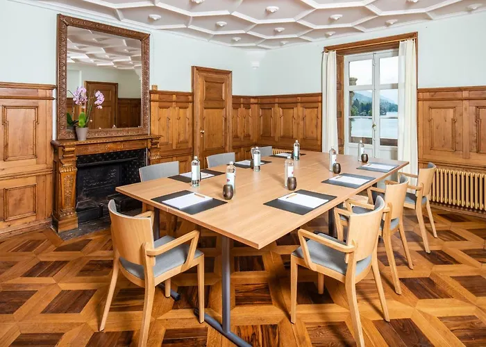 Schloss Schadau - Swiss Historic 3*