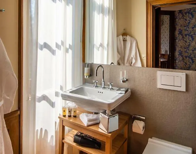 Hotel Schloss Schadau - Swiss Historic 3*