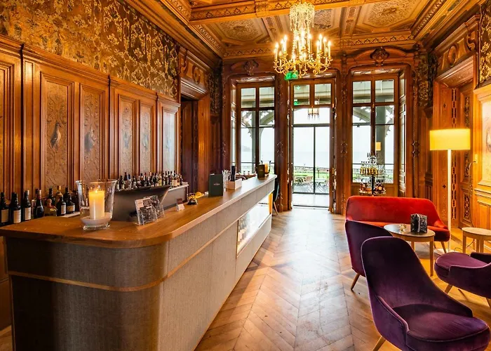 Schloss Schadau - Swiss Historic 3* Thun