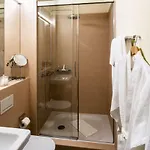 Schloss Schadau - Swiss Historic Hotel 3*